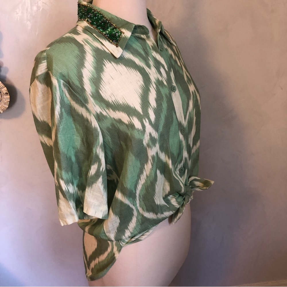 Zara Green & cream ikat pattern short sleeve w/beaded lapel collar Size Medium - Picture 9 of 14